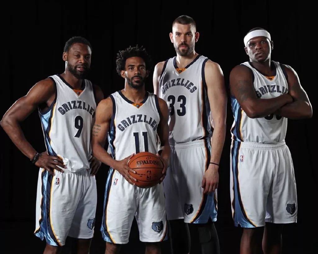 如何提升腰腹力量来增强对抗？（怎样强化腰腹力量以提升对抗能力？）