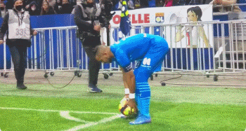 特尔：很高兴完成在热刺的欧冠首秀；孙兴慜就像我的大哥一样（特尔：在热刺完成欧冠处子秀很开心，孙兴慜对我而言如同兄长）