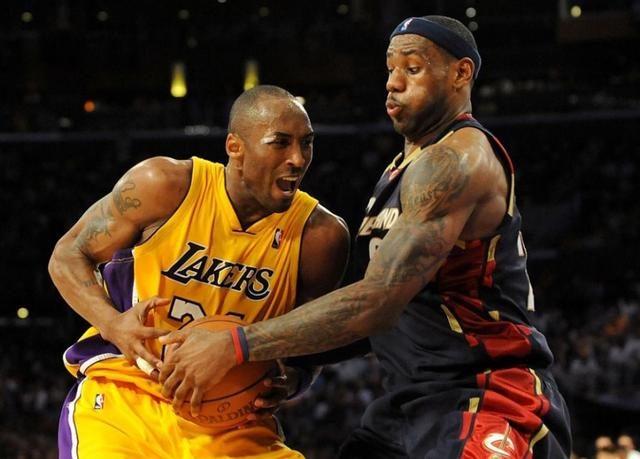 澎湃：管理层想复刻郭士强案例恐有偏差，邵佳一应提升抗压能力（澎湃评：管理层试图复制郭士强模式或有偏差，邵佳一需提高抗压能力）