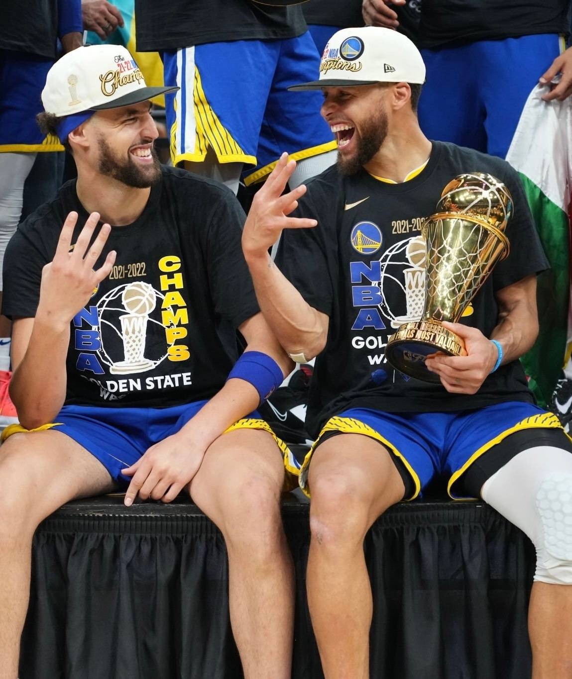 霍芬海姆3-0大胜奥格斯堡，布格尔传射，巴祖马纳-杜尔建功（霍芬海姆3-0完胜奥格斯堡：布格尔一传一射，巴祖马纳-杜尔进球）