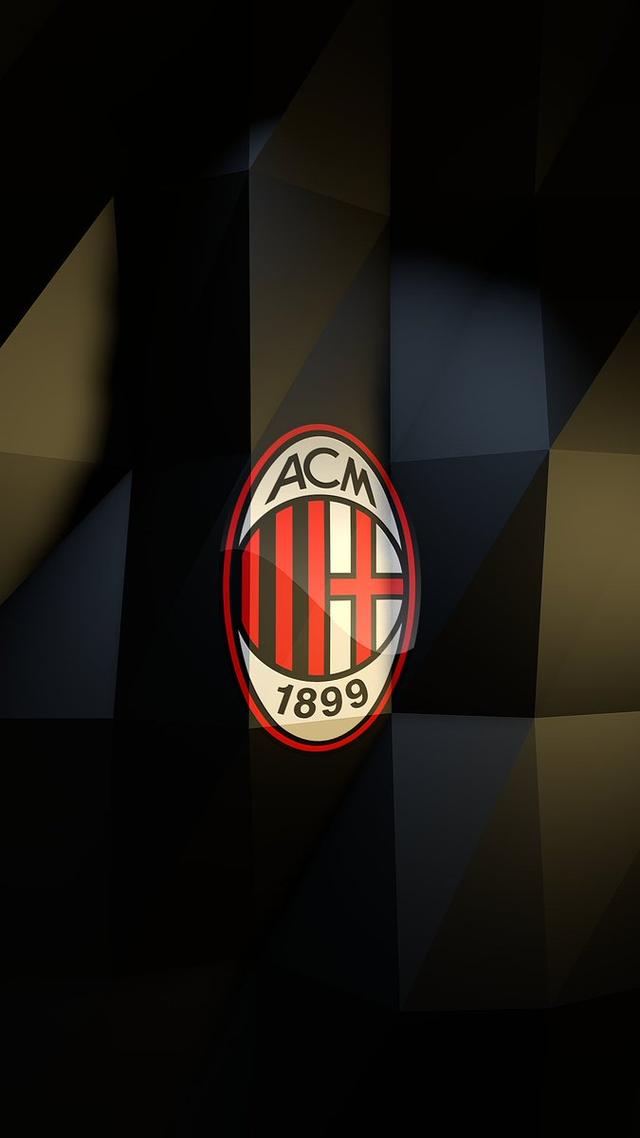 赛点一刻！米兰3：2擒获科内利亚诺，捧起意大利女排超级杯！（决胜时刻！米兰3-2力克科内利亚诺，捧起意大利女排超级杯！）