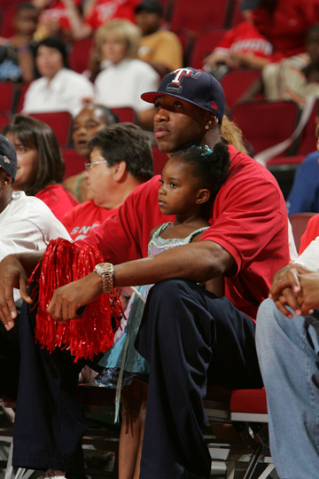 身价还得涨！尼科-帕斯13场5球5助攻，成意甲赛季首位造10球球员（涨价在望！尼科-帕斯13战5球5助，成本季意甲首位参与10球球员）