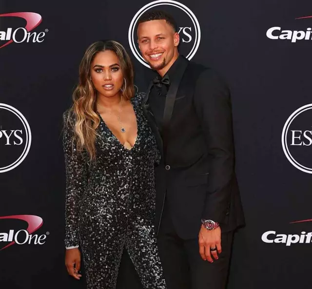 内马尔父亲：内马尔伤势还没确认，我们还没收到影像检查结果（内马尔父亲：伤情仍待确认，影像检查结果尚未收到）