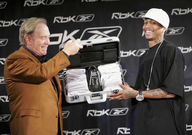 加布里埃尔本赛季中超6次首开纪录领跑海港，逼近奥斯卡纪录（加布里埃尔本季已6次先拔头筹居海港之首，逼近奥斯卡纪录）