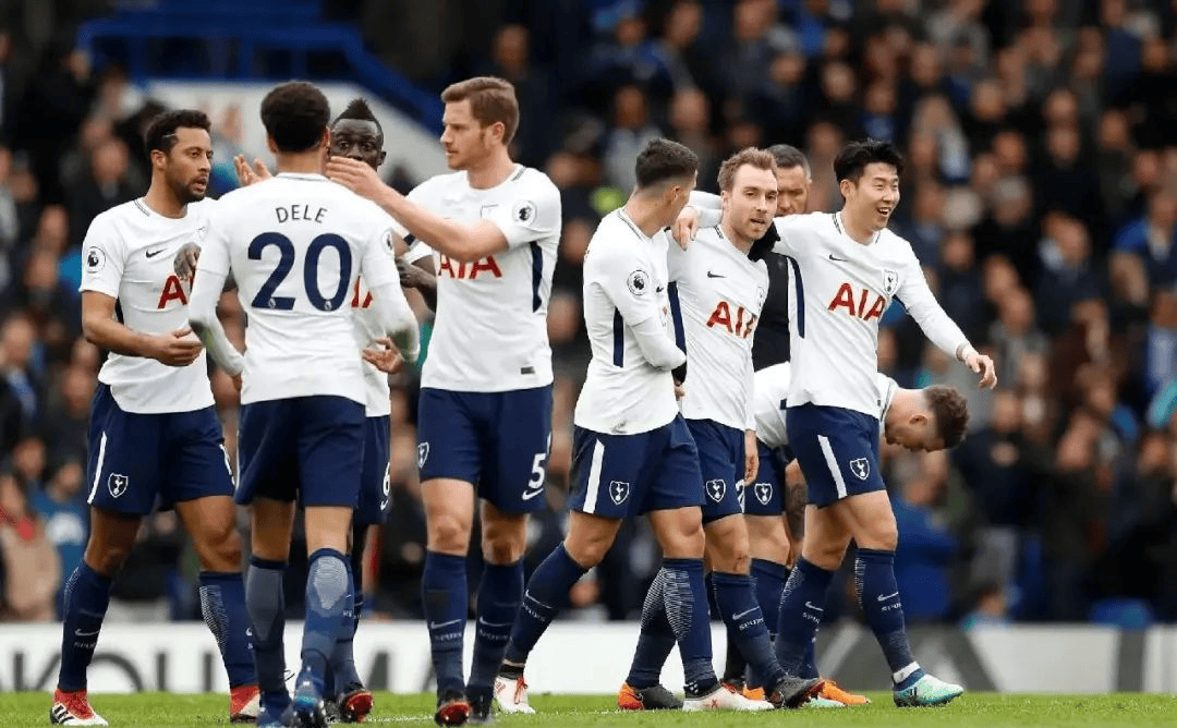 英超积分榜：枪手曼城维拉排名前三，水晶宫获胜升至第四，（英超积分最新形势：阿森纳、曼城、维拉占据前三，水晶宫取胜跻身第四）